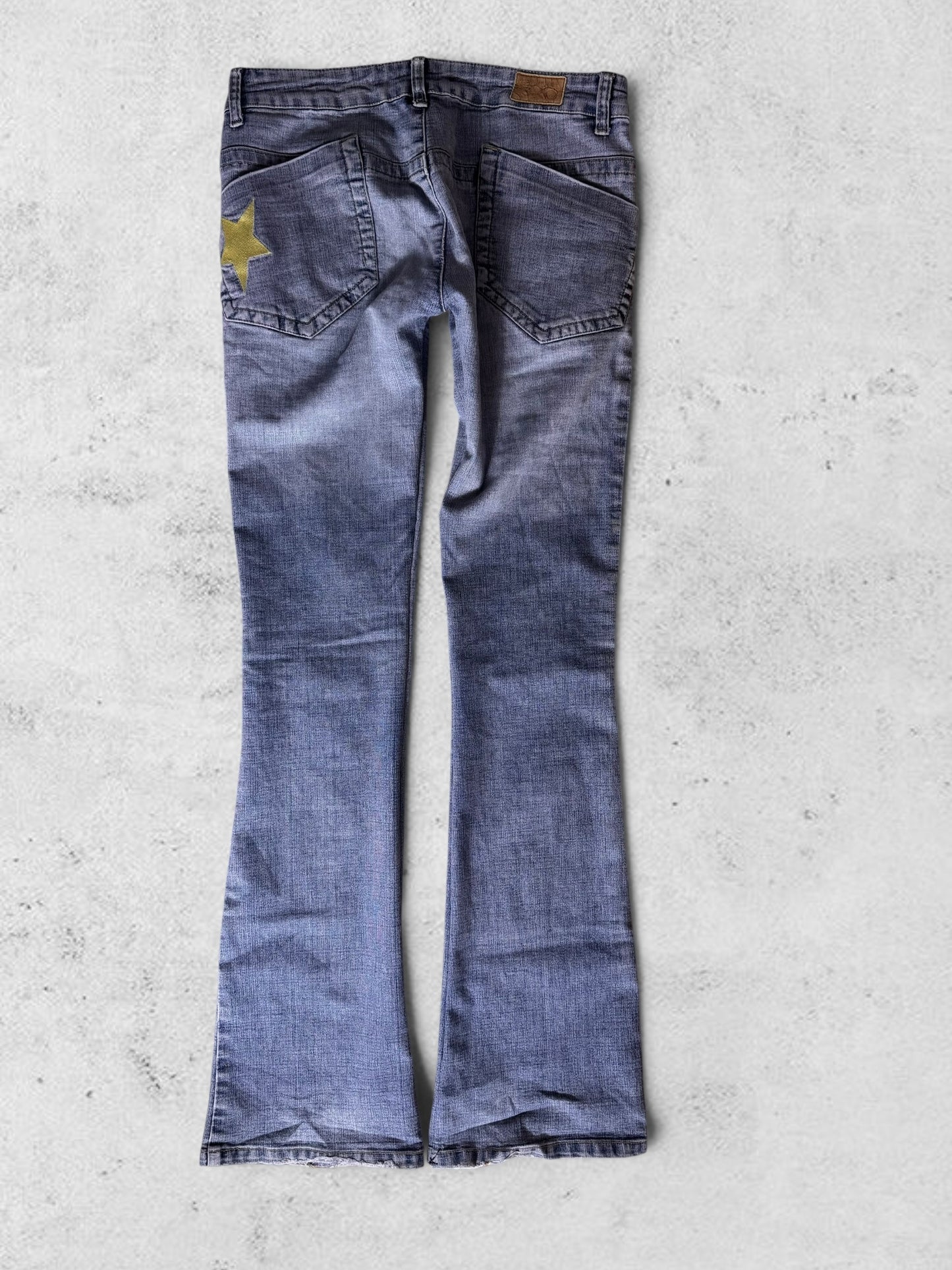 Low-rise jeans size: S