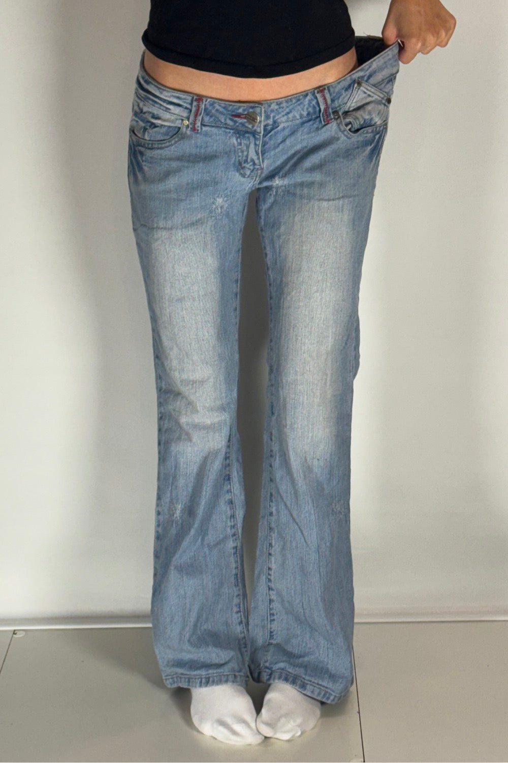 Lågmidjade jeans–stl: M