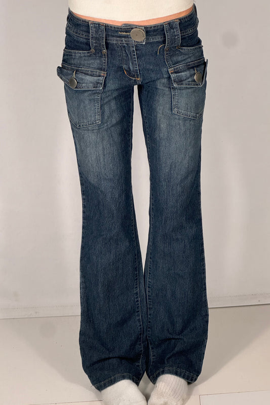 Utsvingte jeans str: XS