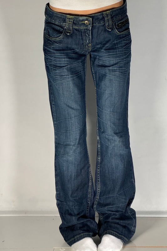 Lågmidjade jeans stl: M