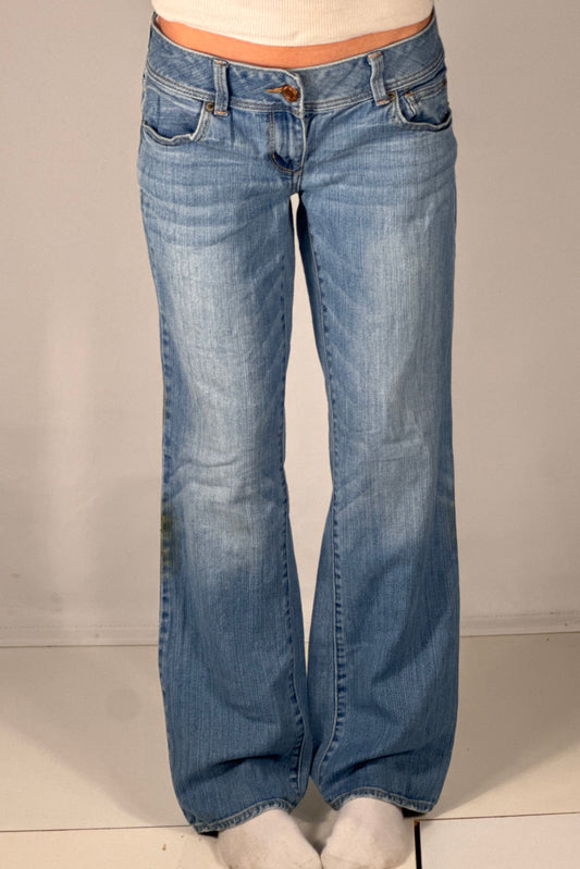 Lågmidjade jeans stl: M