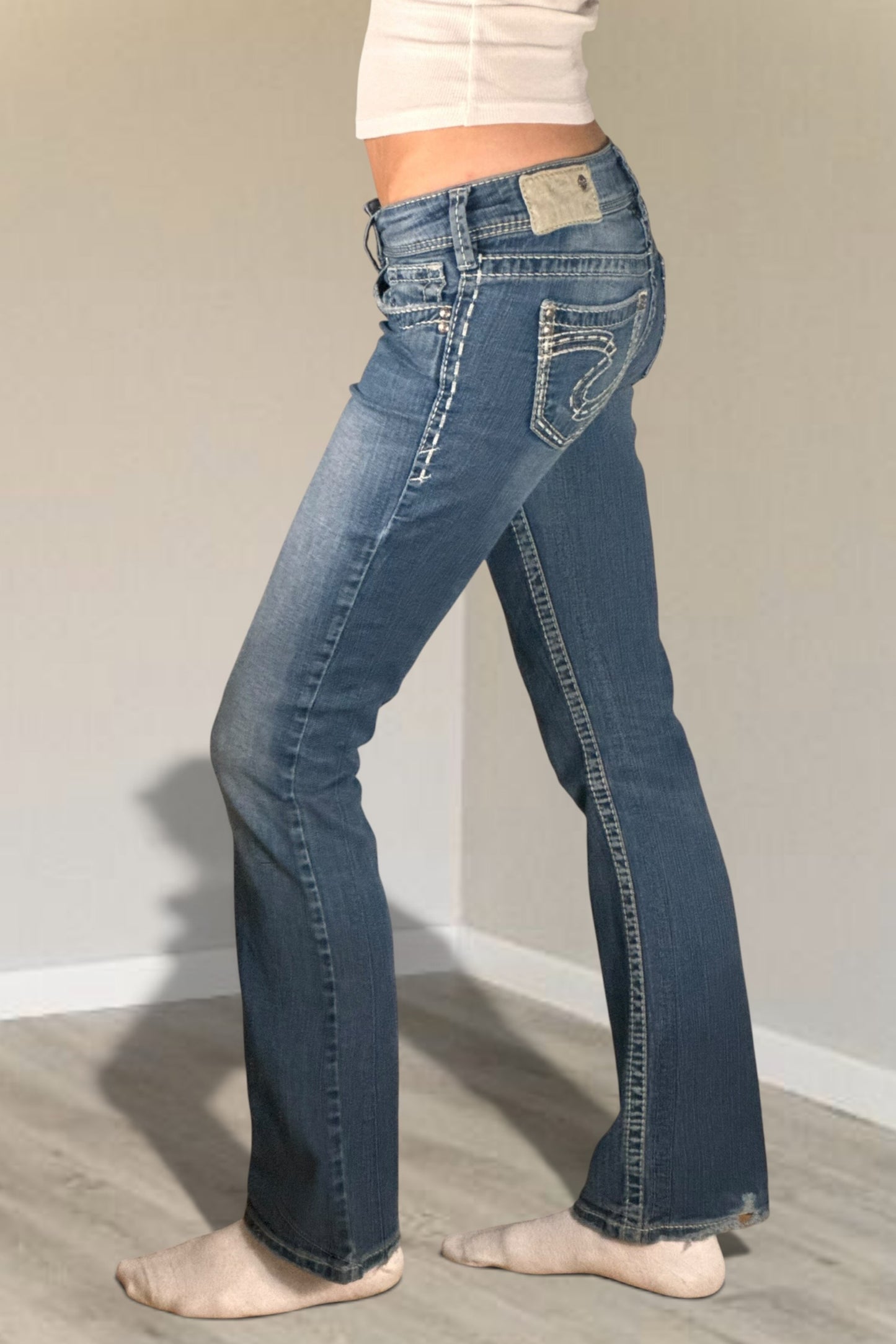 Low-rise jeans size: XS