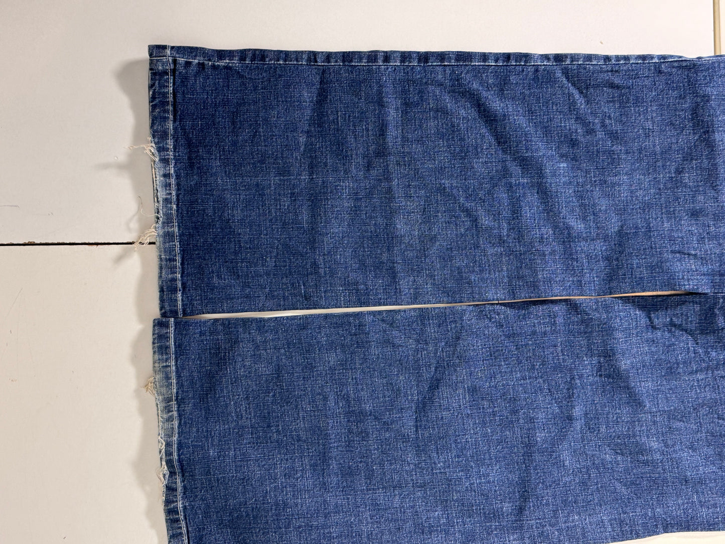 Utsvängda jeans stl: S/M
