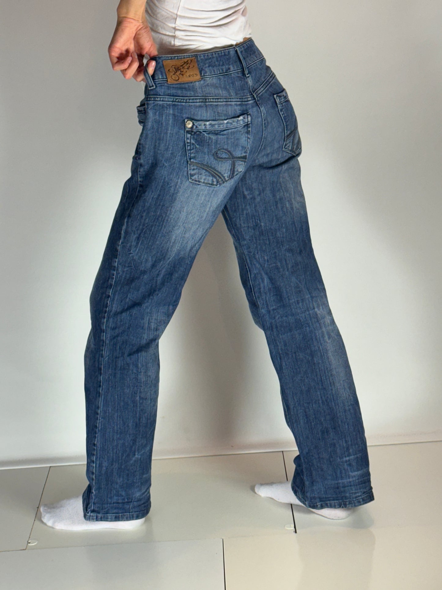 Lågmidjade jeans–stl: L