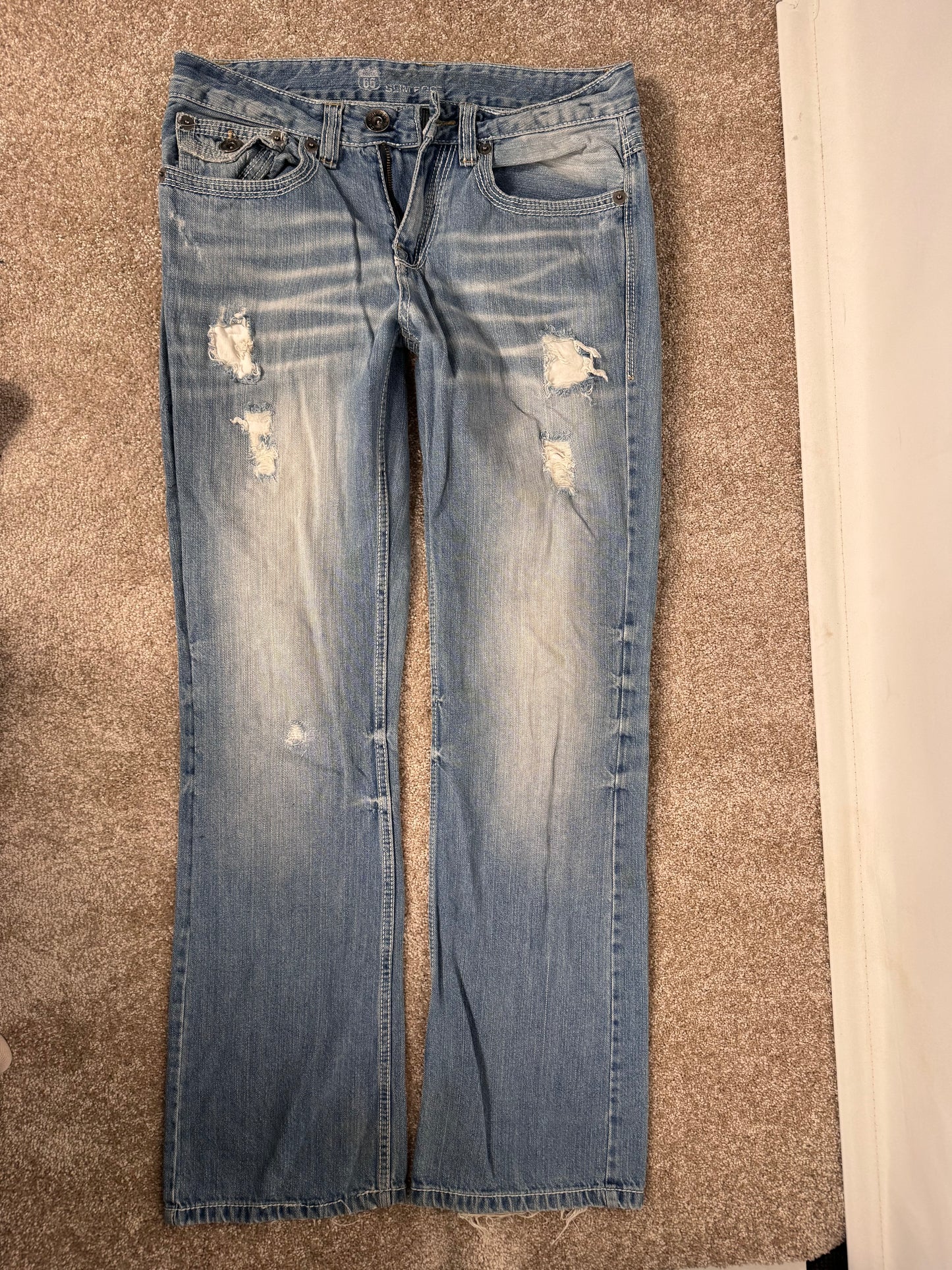 Utsvängda jeans stl: S