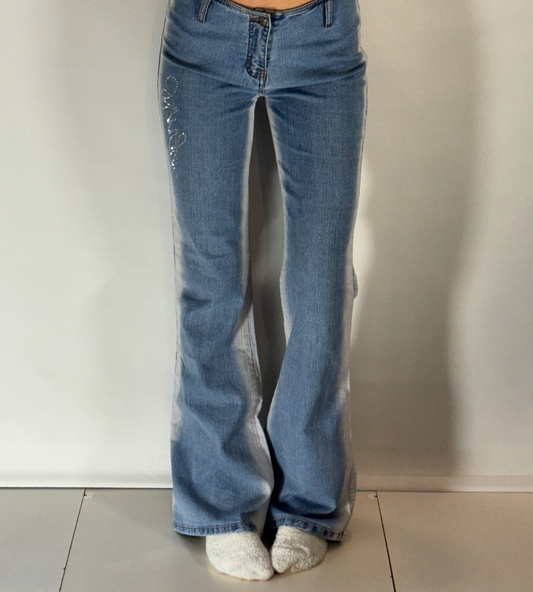 Utsvängda jeans–stl: S