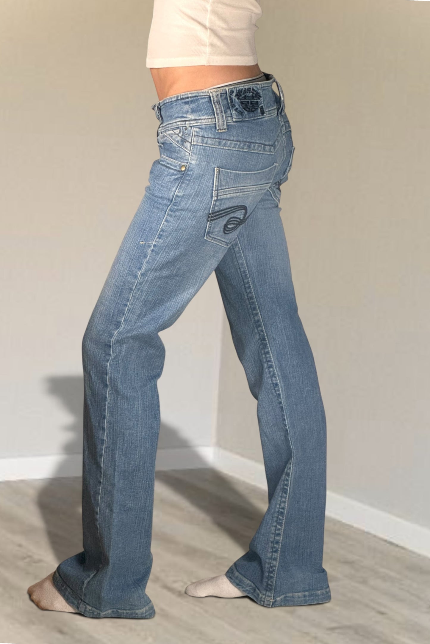 Low-rise jeans size: S