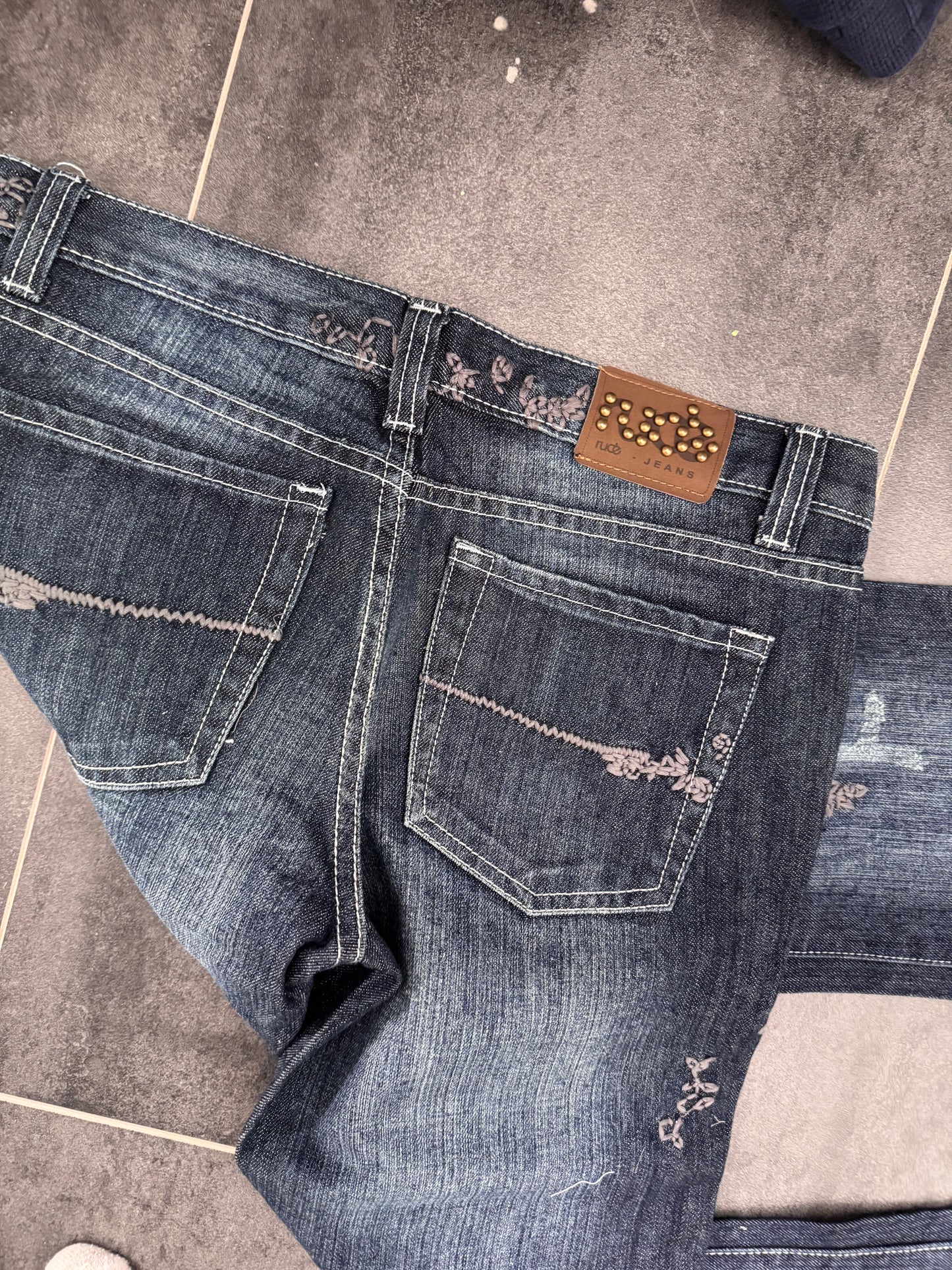 Lågmidjade jeans stl: S (W29/L34)