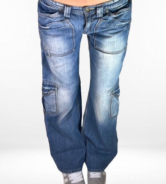 Utsvängda jeans – stl: S