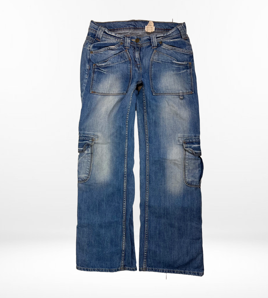 Utsvängda jeans – stl: S