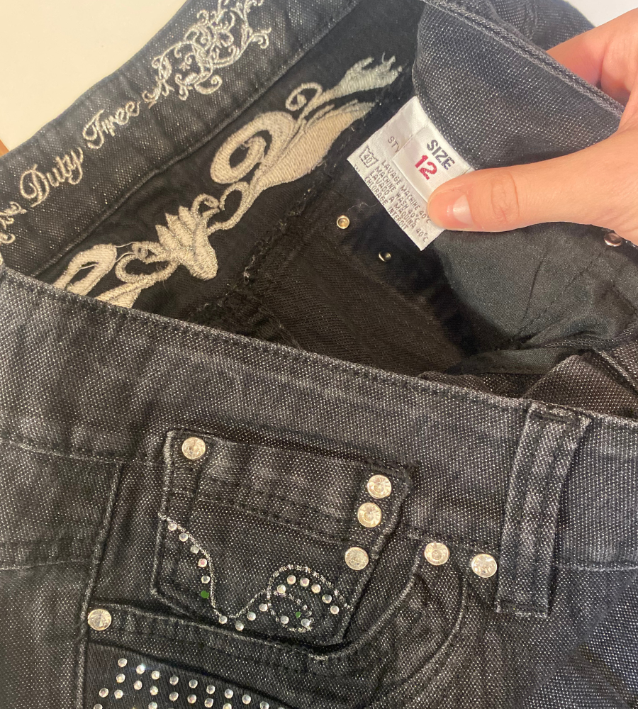 Lågmidjade jeans–stl: M