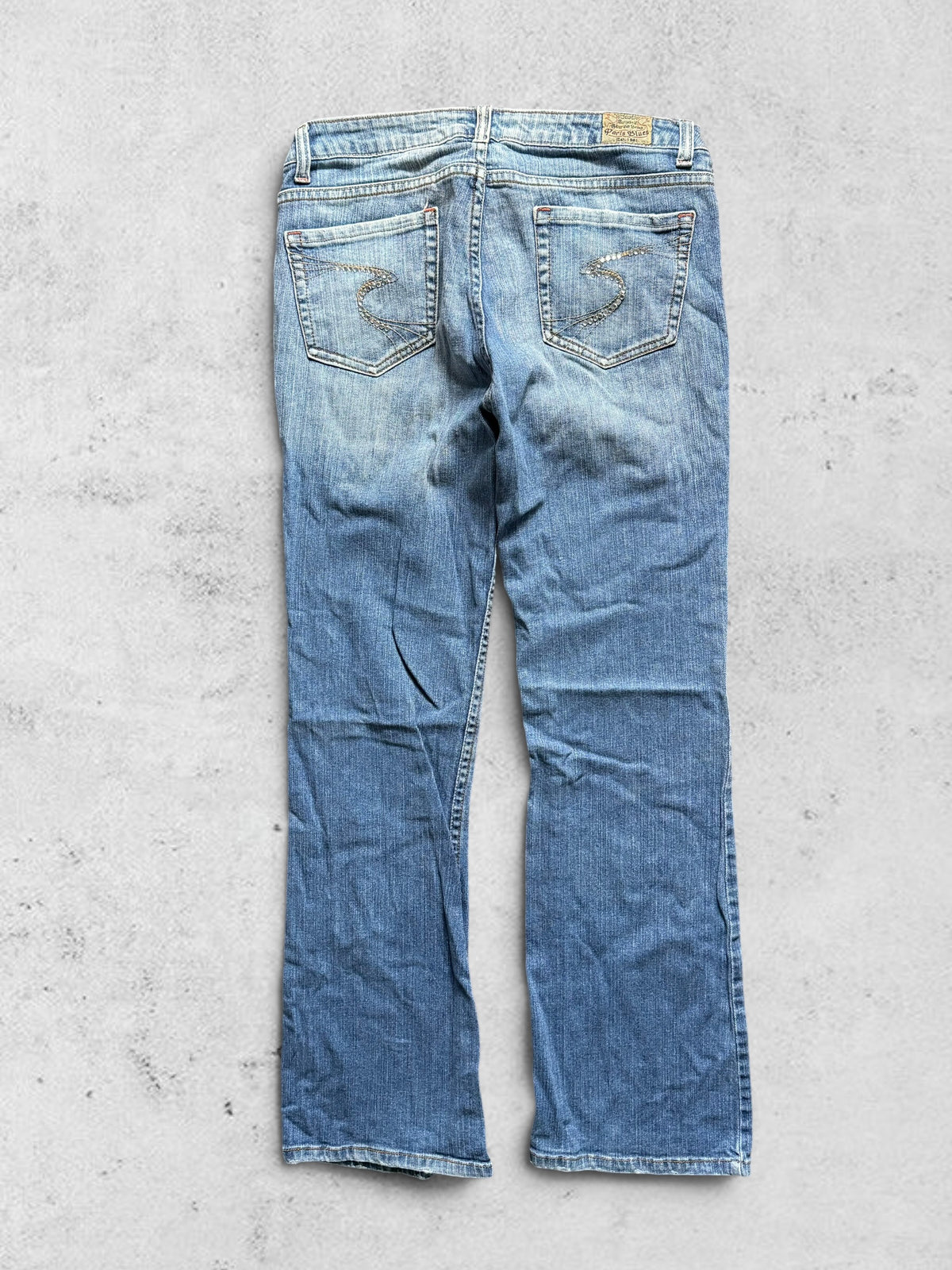 Utsvängda jeans stl: S
