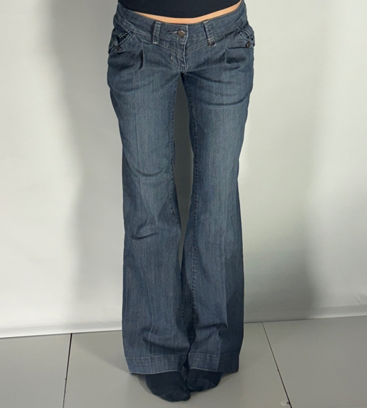 Lågmidjade jeans–stl: S