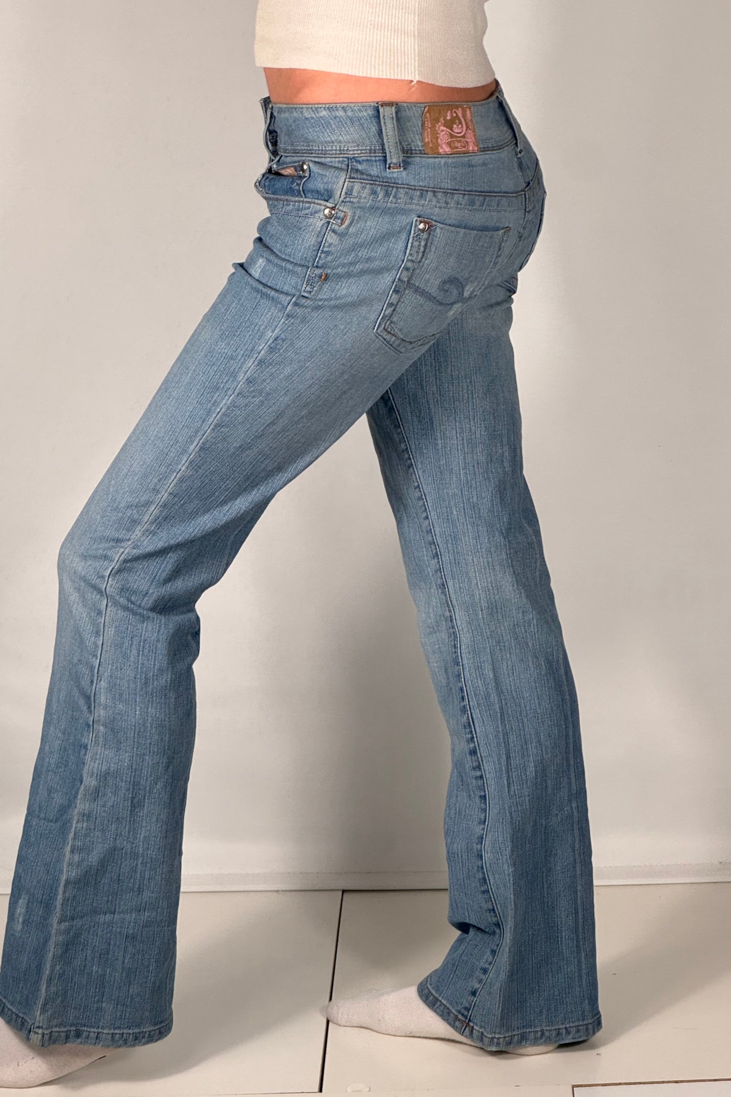 Utsvingte jeans str: XS