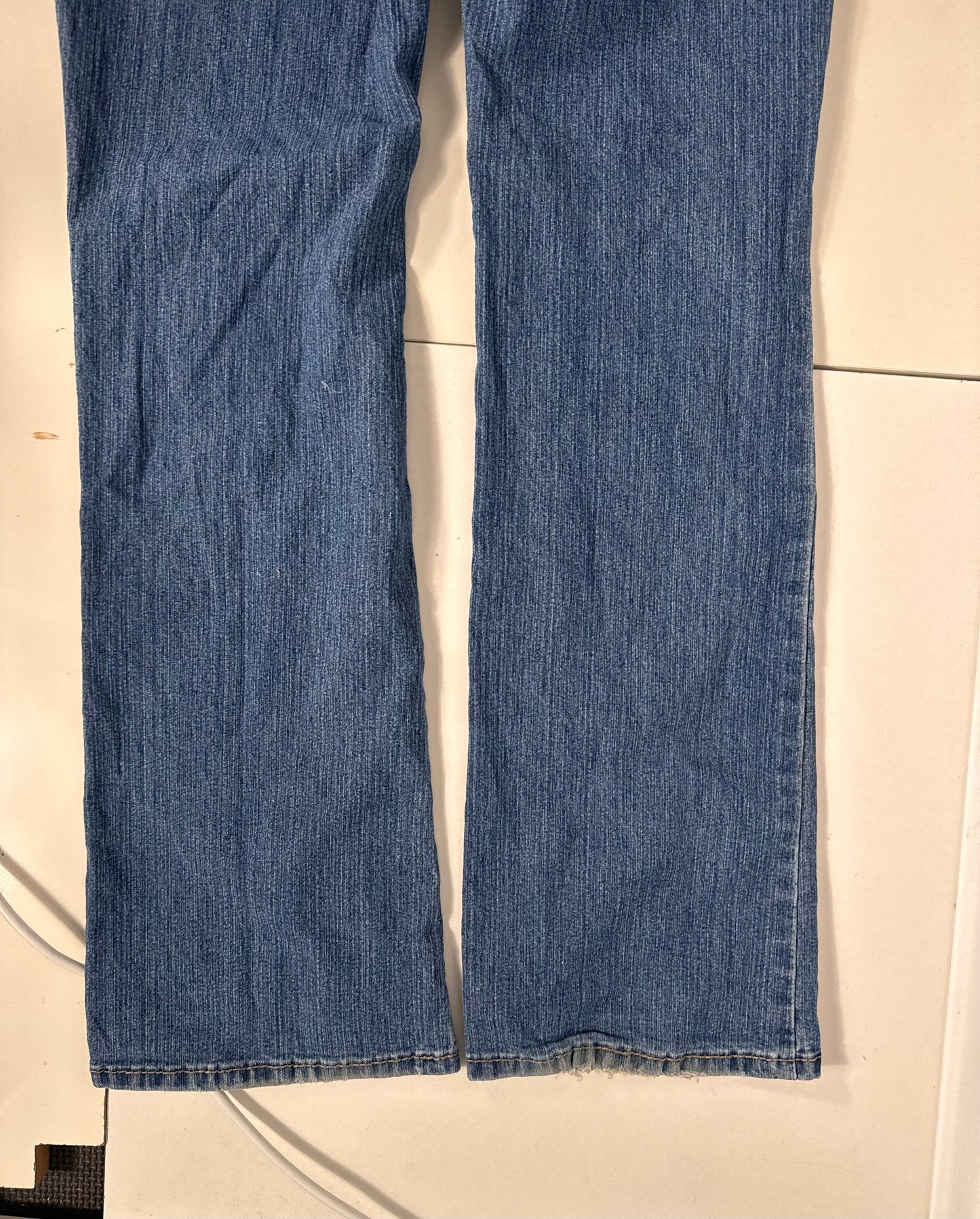 Utsvingte jeans str: M