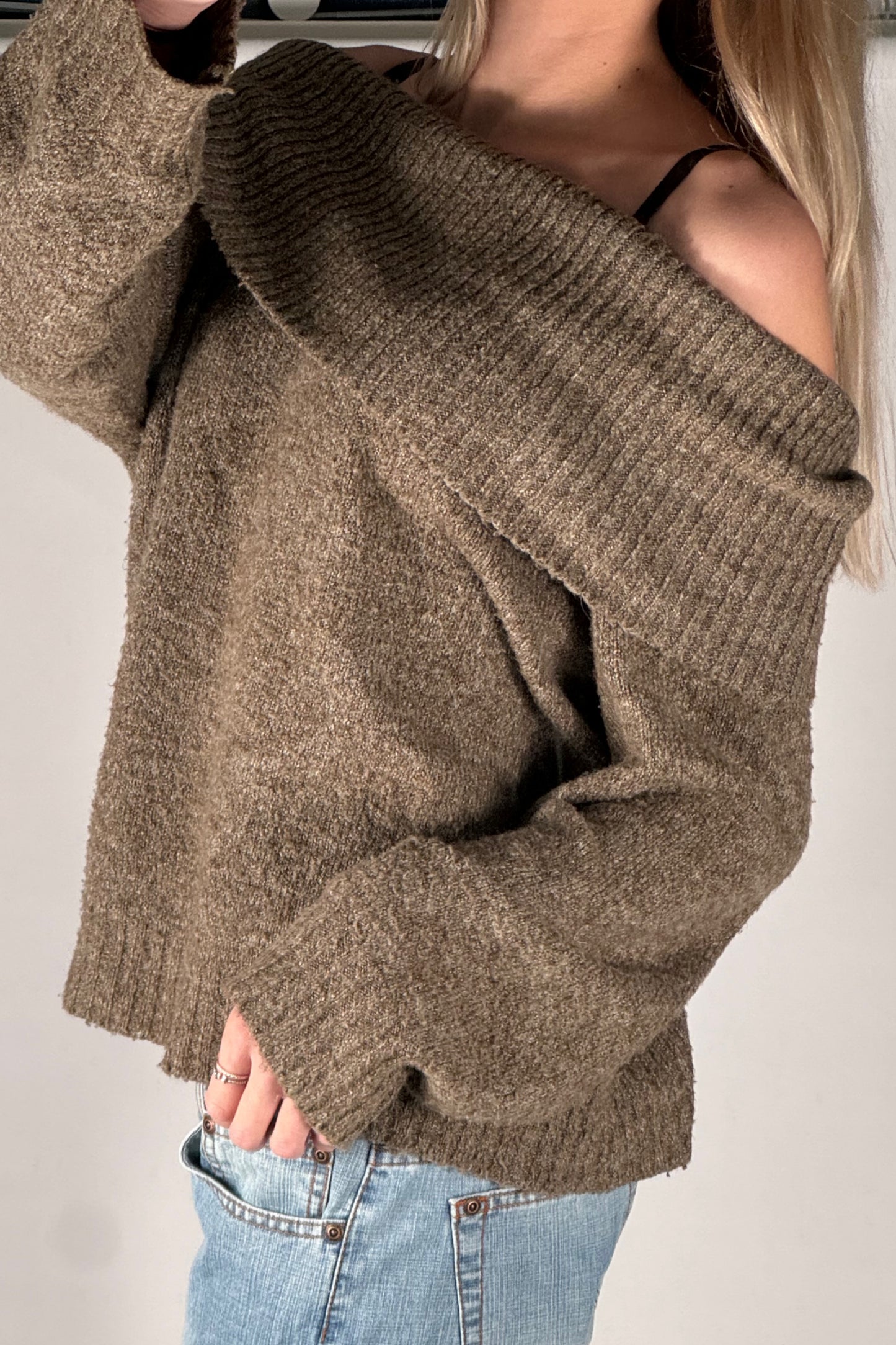 Off shoulder tröja stl: S