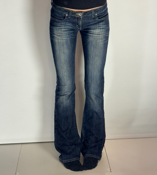 Lågmidjade jeans–stl: XS