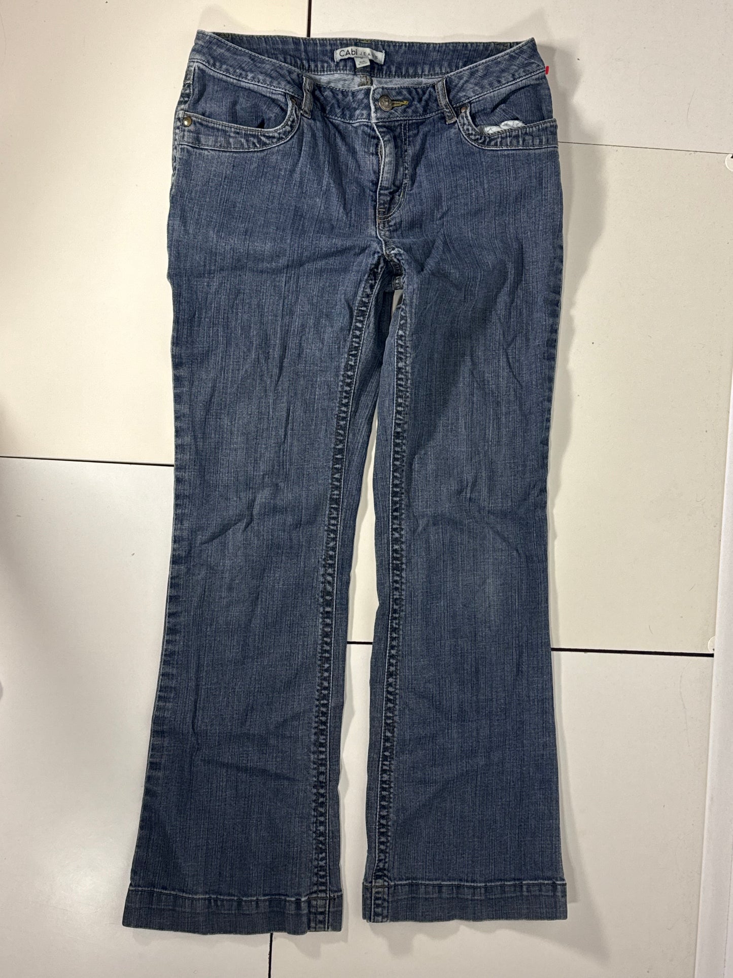 Utsvängda jeans stl: S