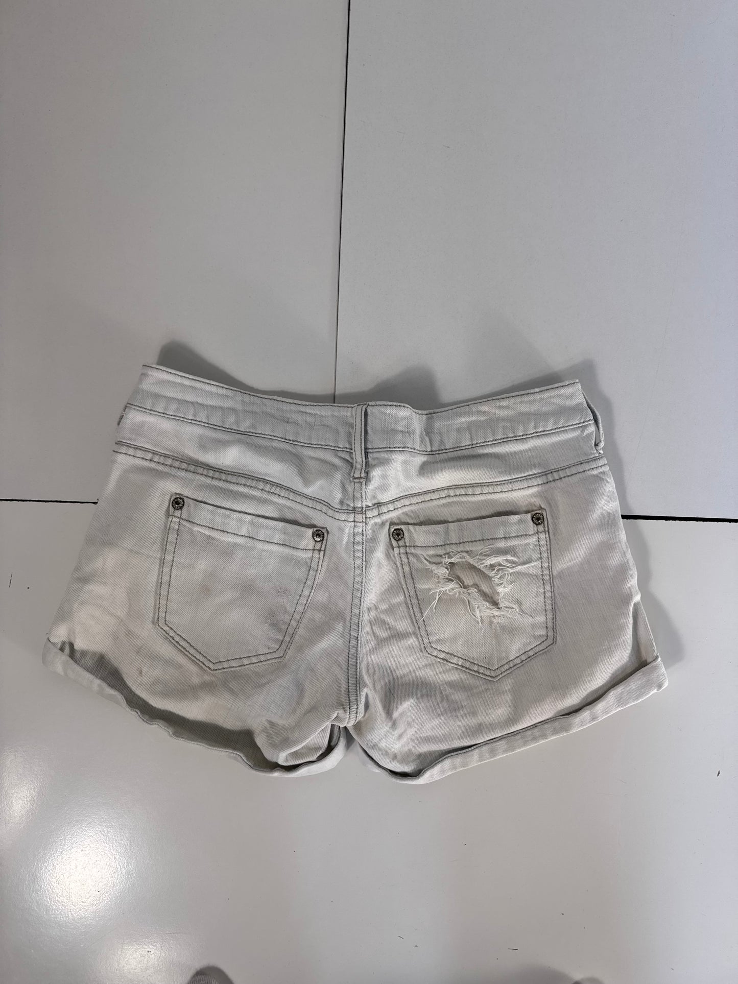 Shorts stl: M