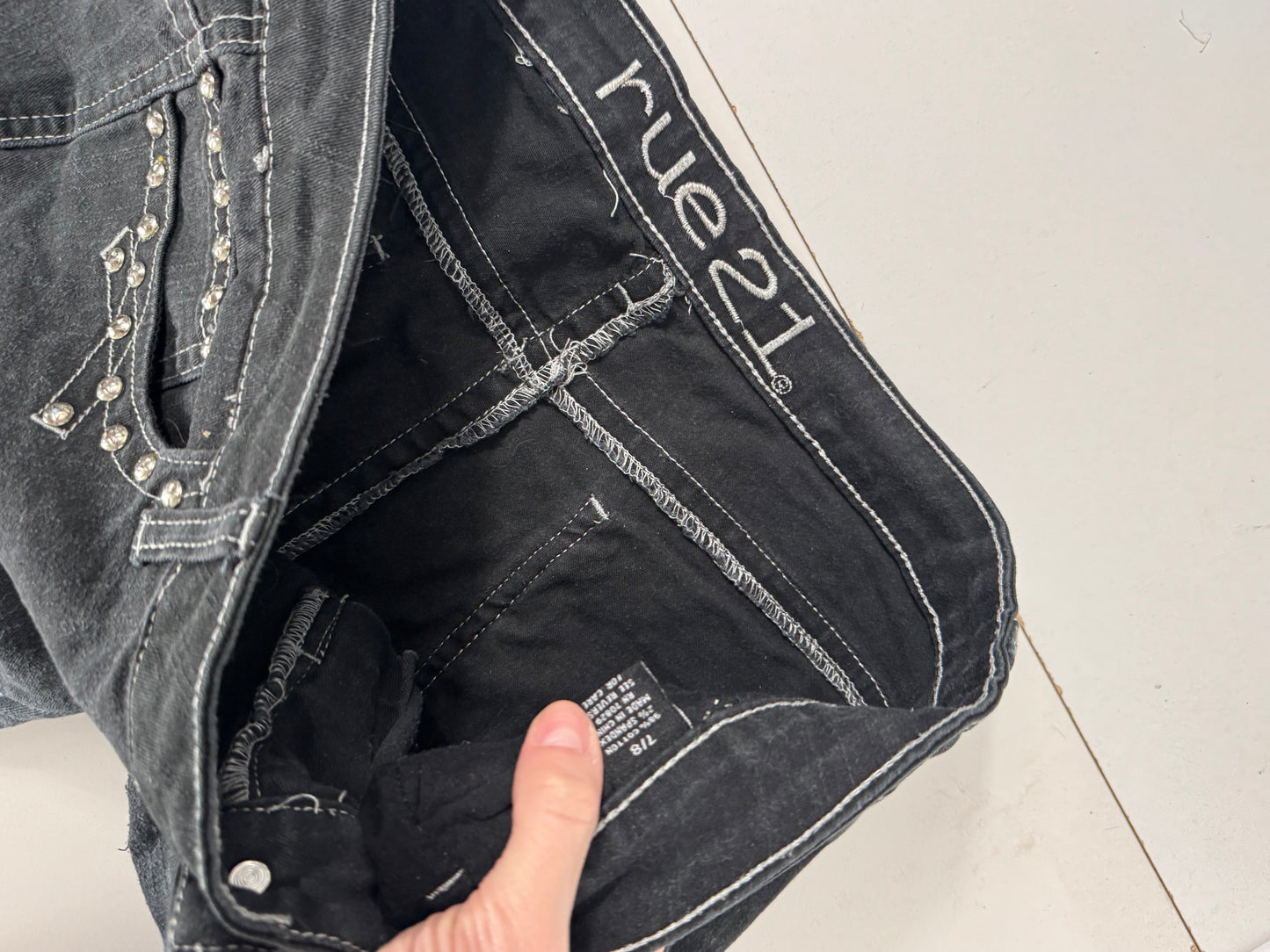 Lågmidjade byxor stl: M