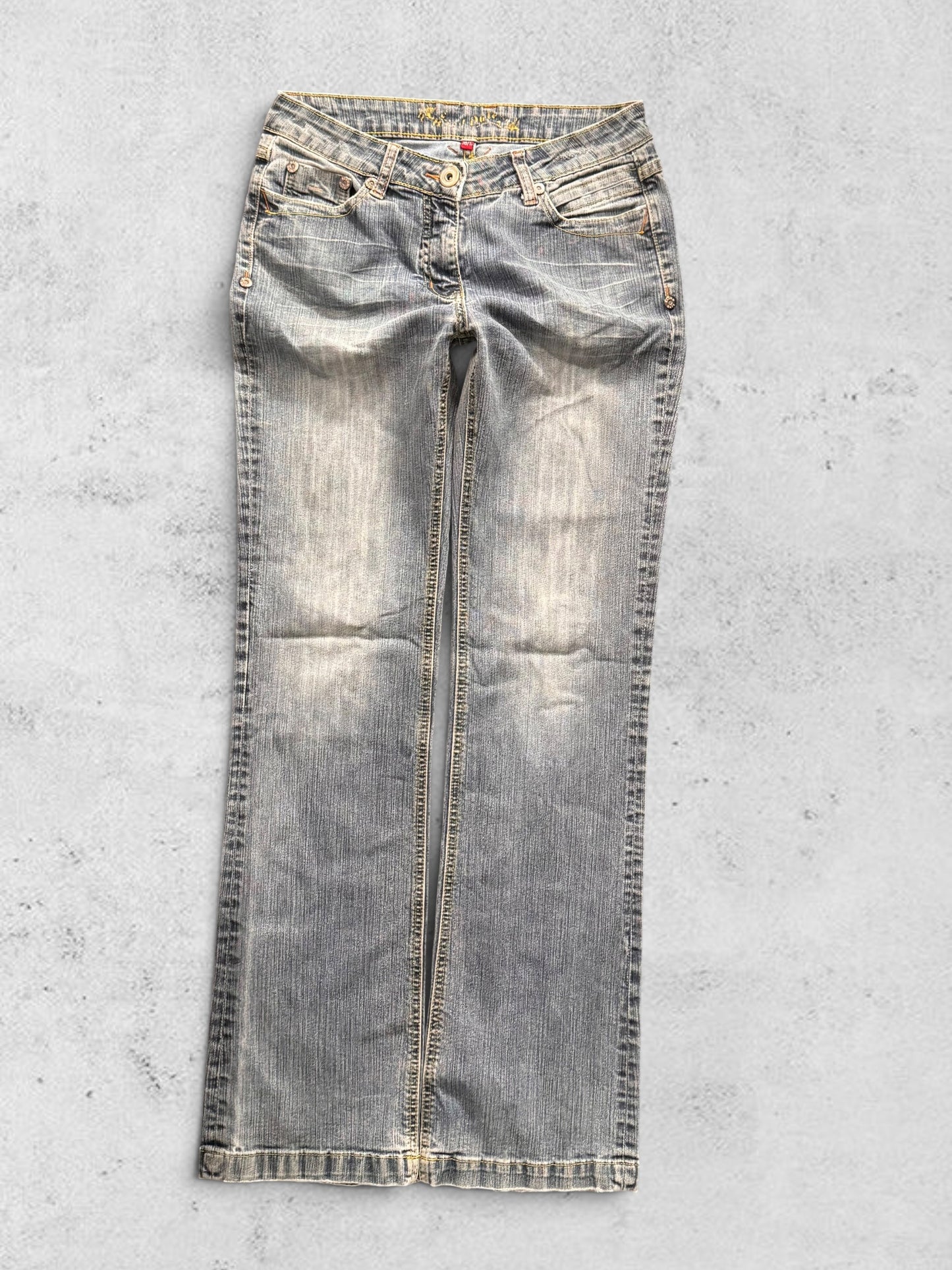 Utsvängda jeans stl: XS
