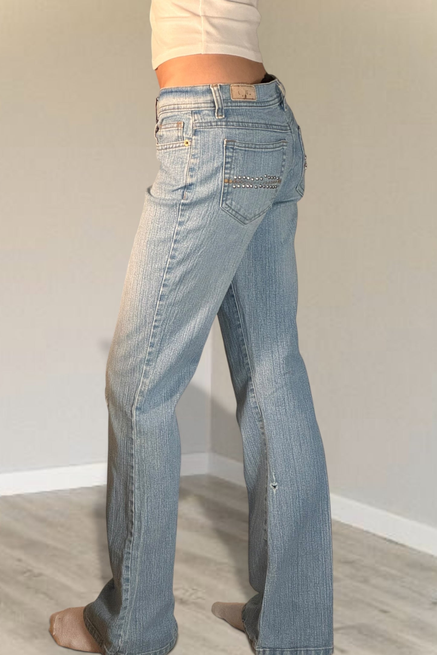 Low-waisted jeans size: XS