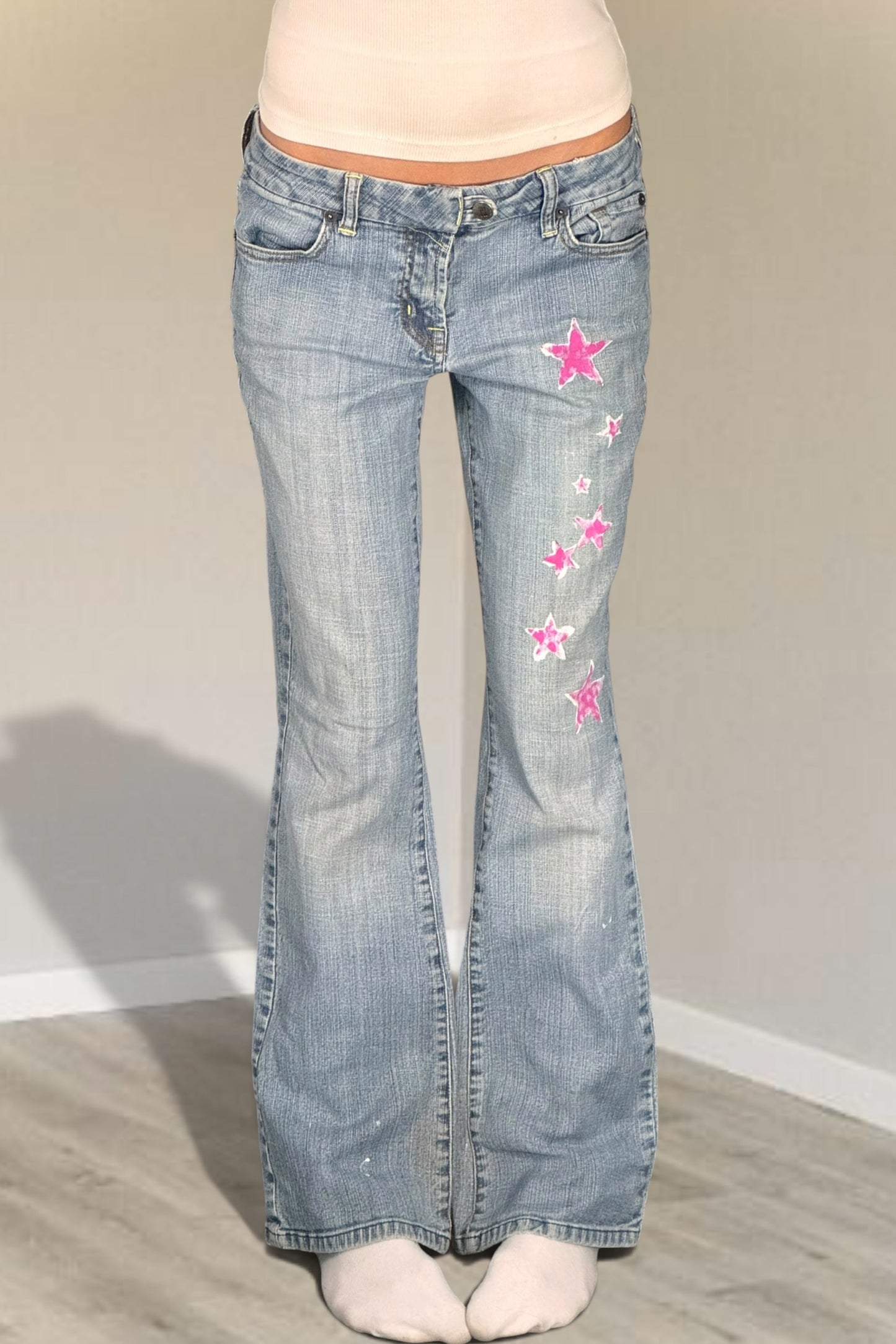 Utsvängda jeans stl: S