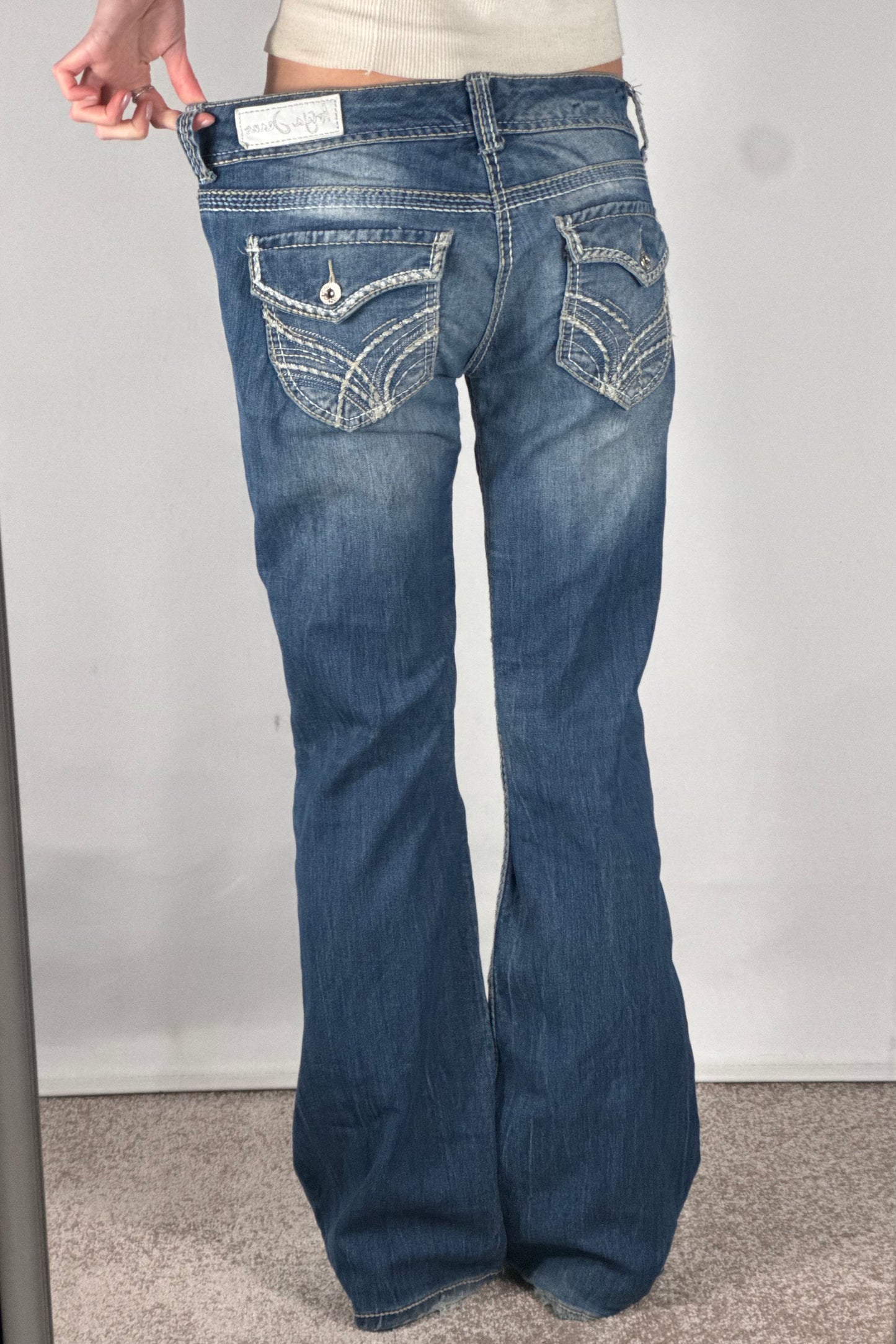 Lågmidjade jeans stl: M