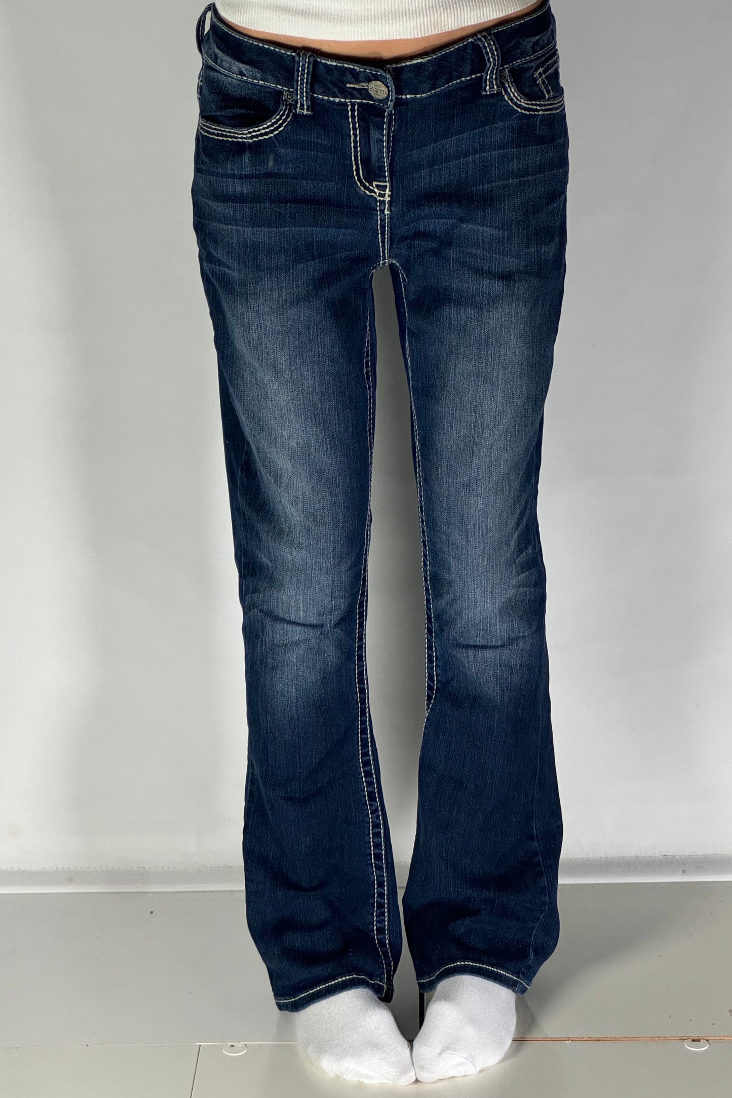 Lågmidjade jeans stl: M