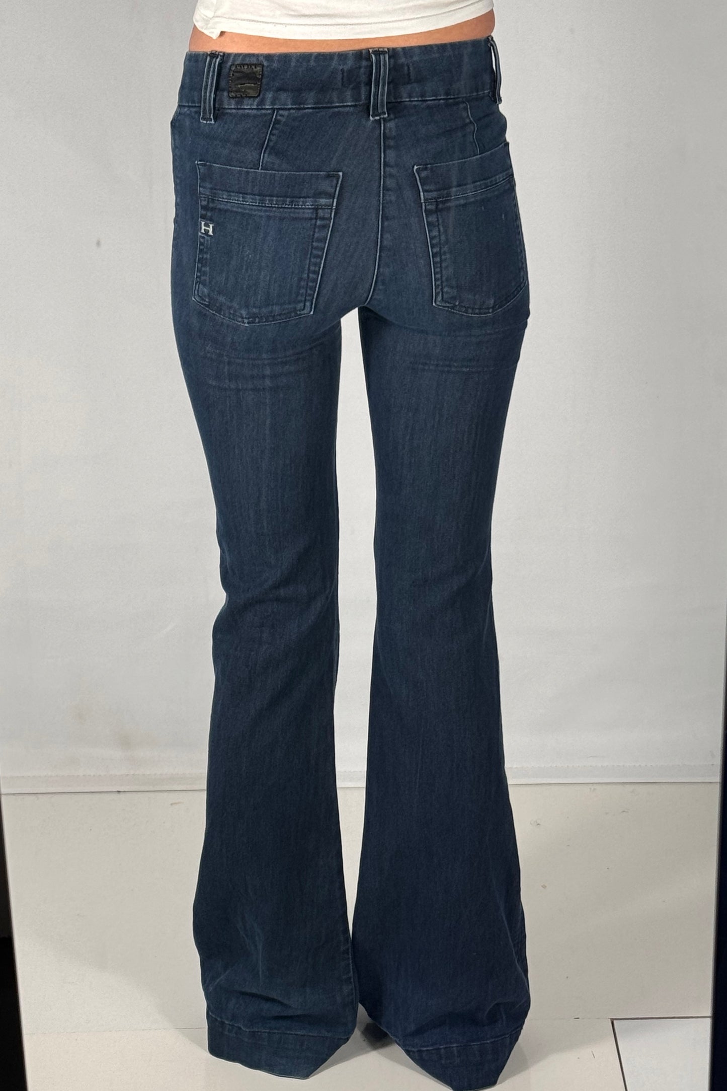 Utsvängda jeans stl: XXS
