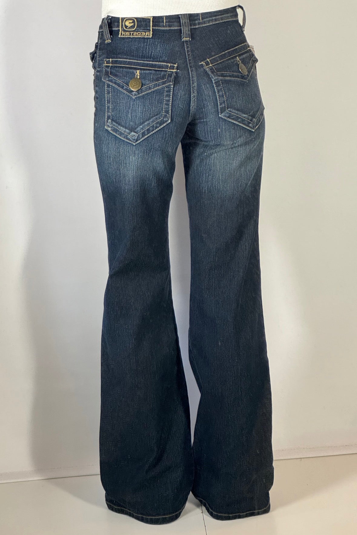 Utsvängda jeans stl: XXS