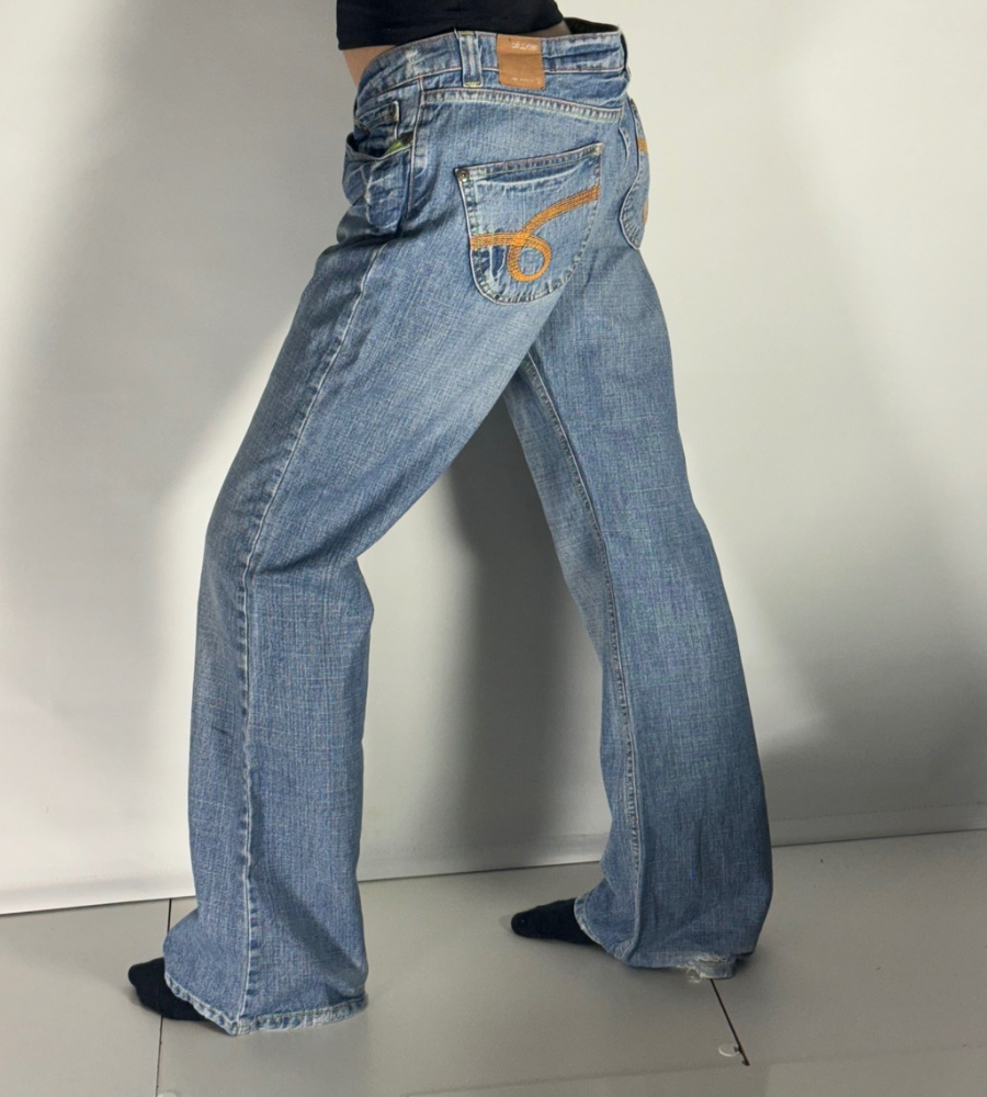 Lågmidjade jeans–stl: L