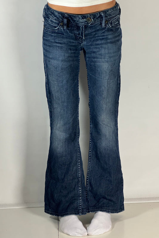 Lågmidjade jeans stl: M