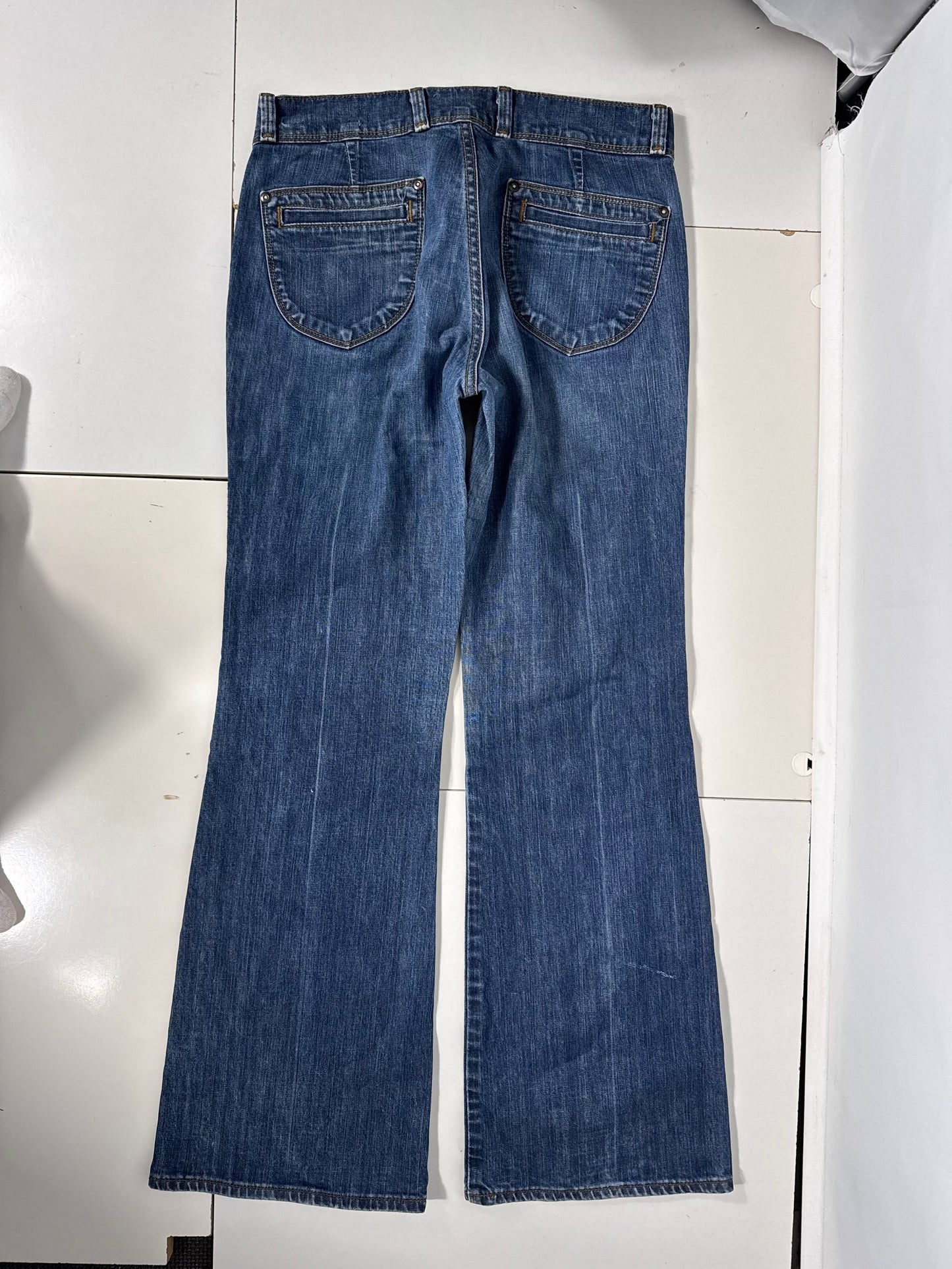 Utsvängda jeans stl: S/M