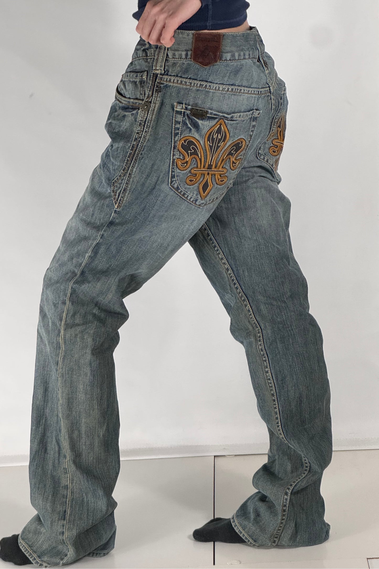 Utsvingte jeans str: L