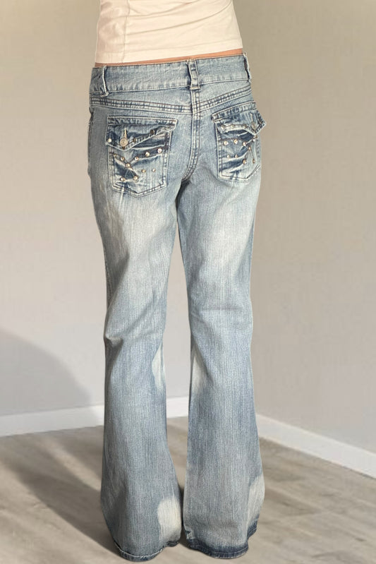 Utsvängda jeans stl: S
