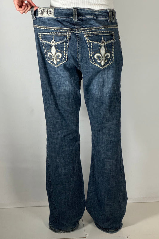 Utsvängda jeans stl: L