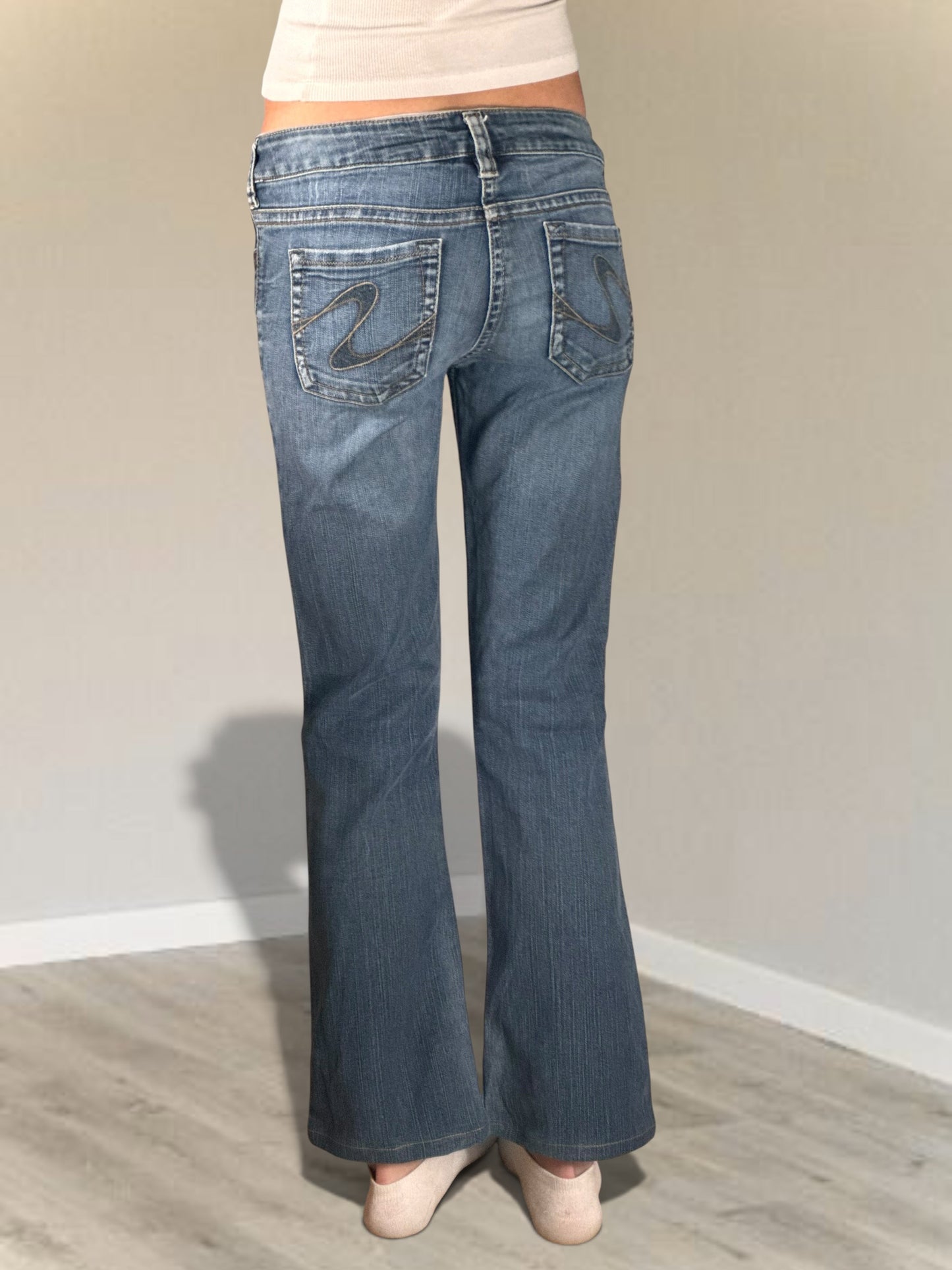 Low-rise jeans size: S