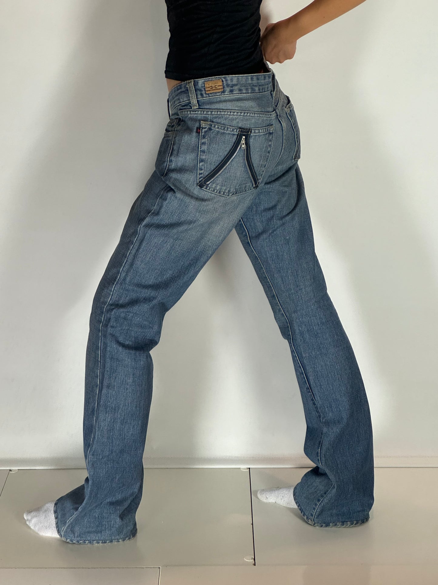 Lågmidjade jeans–stl: L