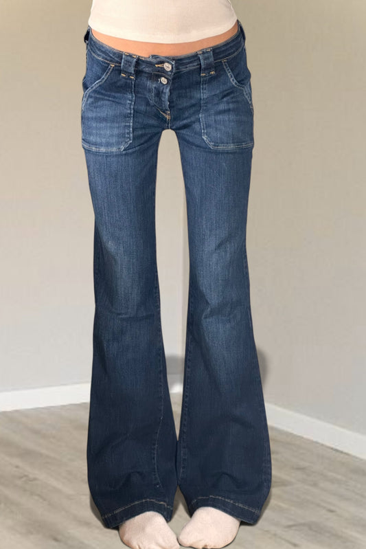 Utsvängda jeans stl: XS