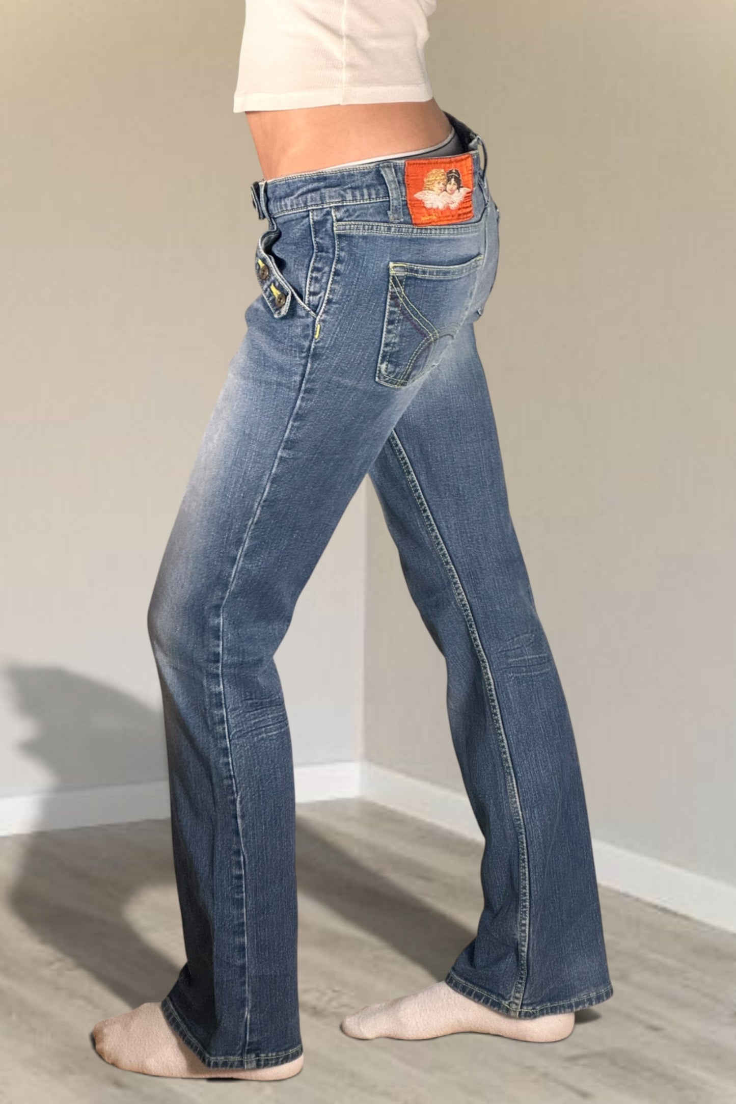 Low-rise jeans size: S