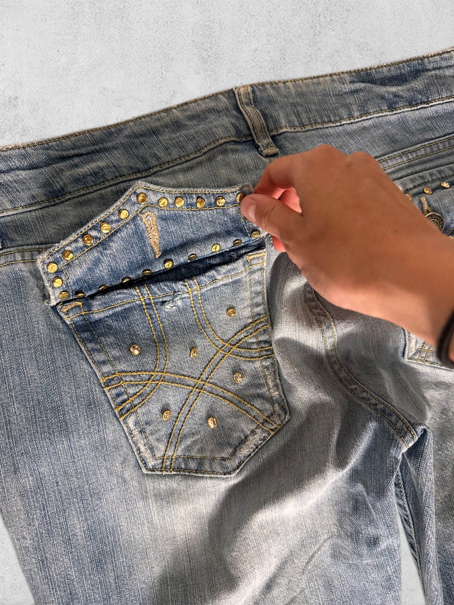Low-rise jeans size: M