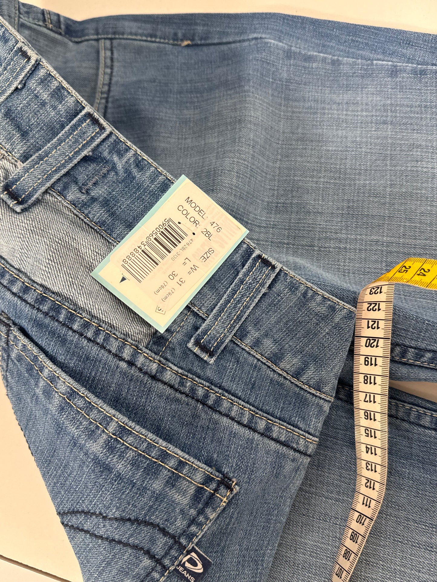 Lavtaljede jeans str: S (W31/L30)