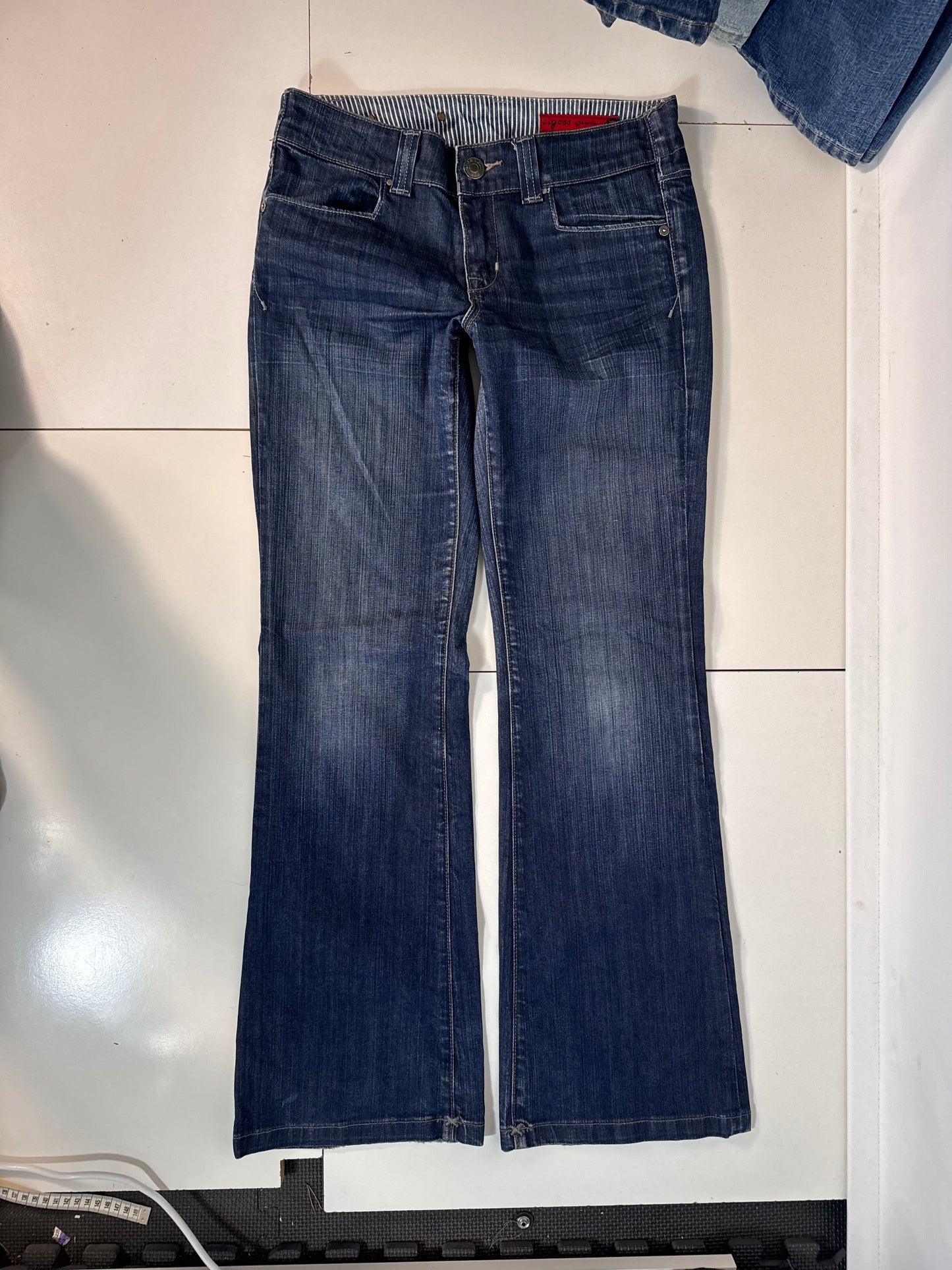 Utsvingt jeans str: S/M