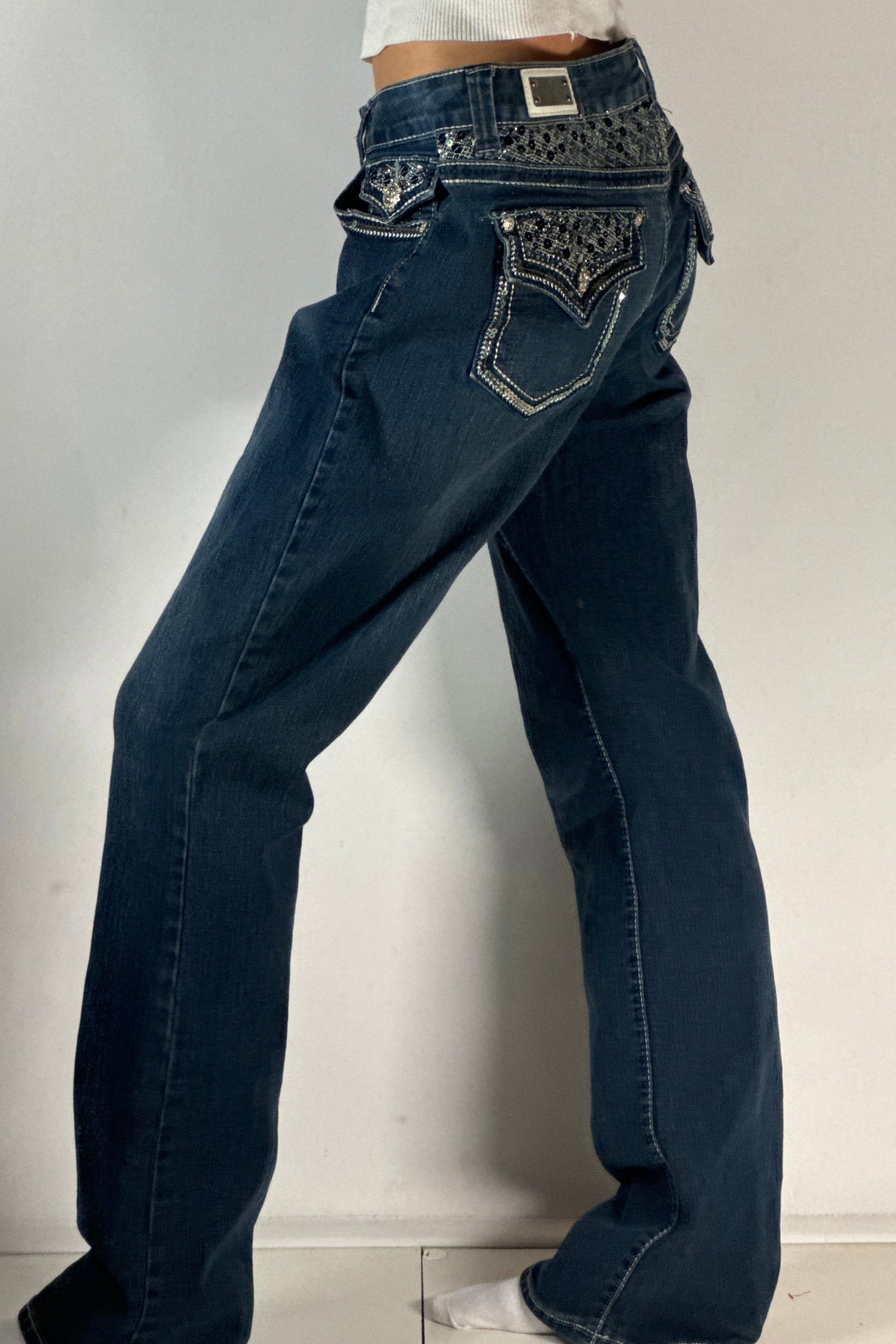 Utsvängda jeans stl: L