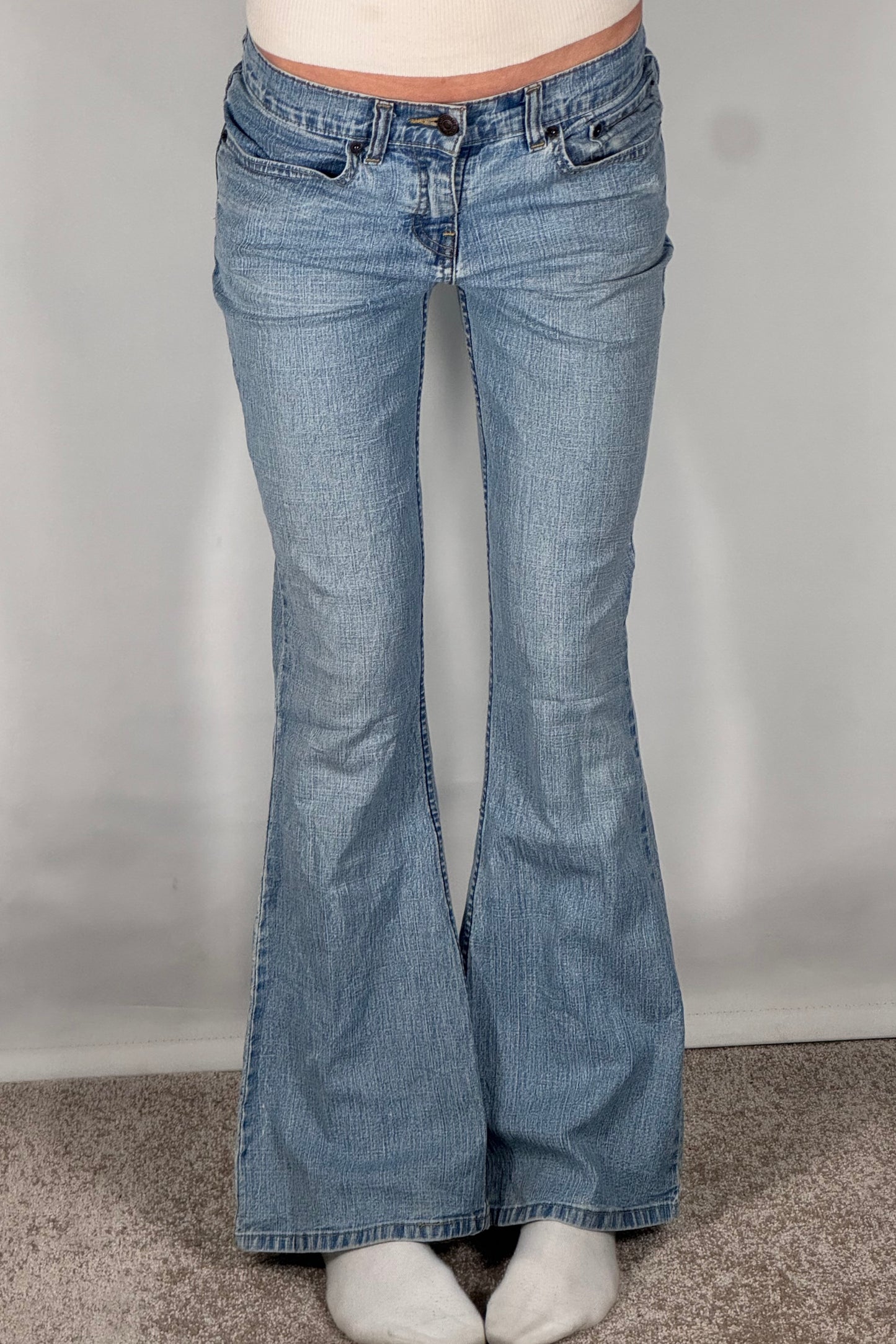 Utsvingte jeans str: XS