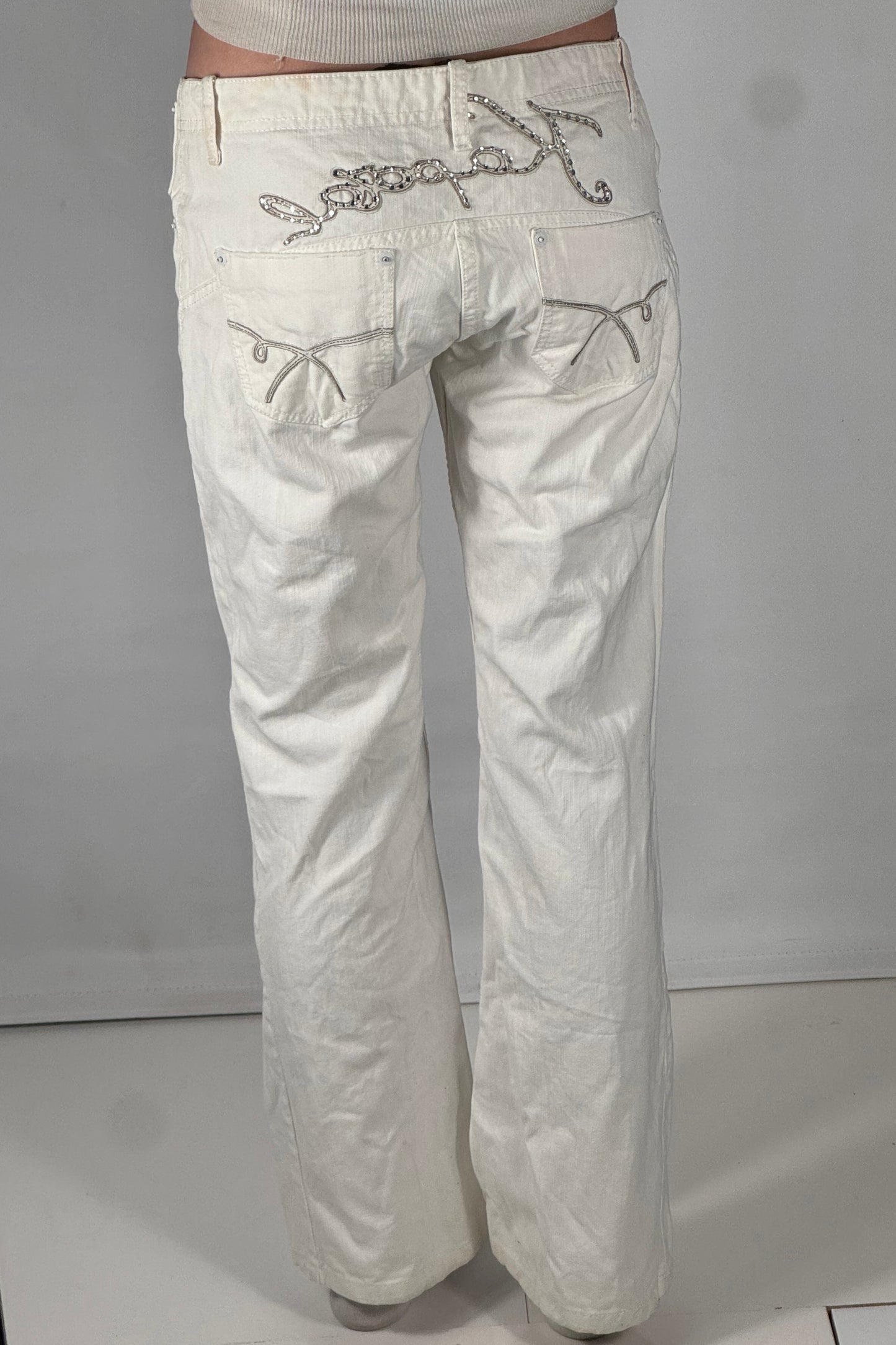 Lågmidjade byxor stl: S