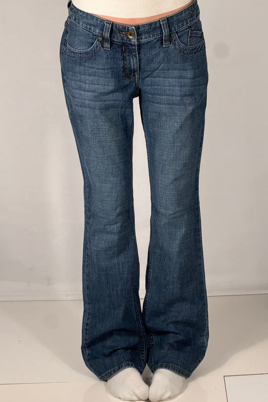 Lågmidjade jeans stl: M