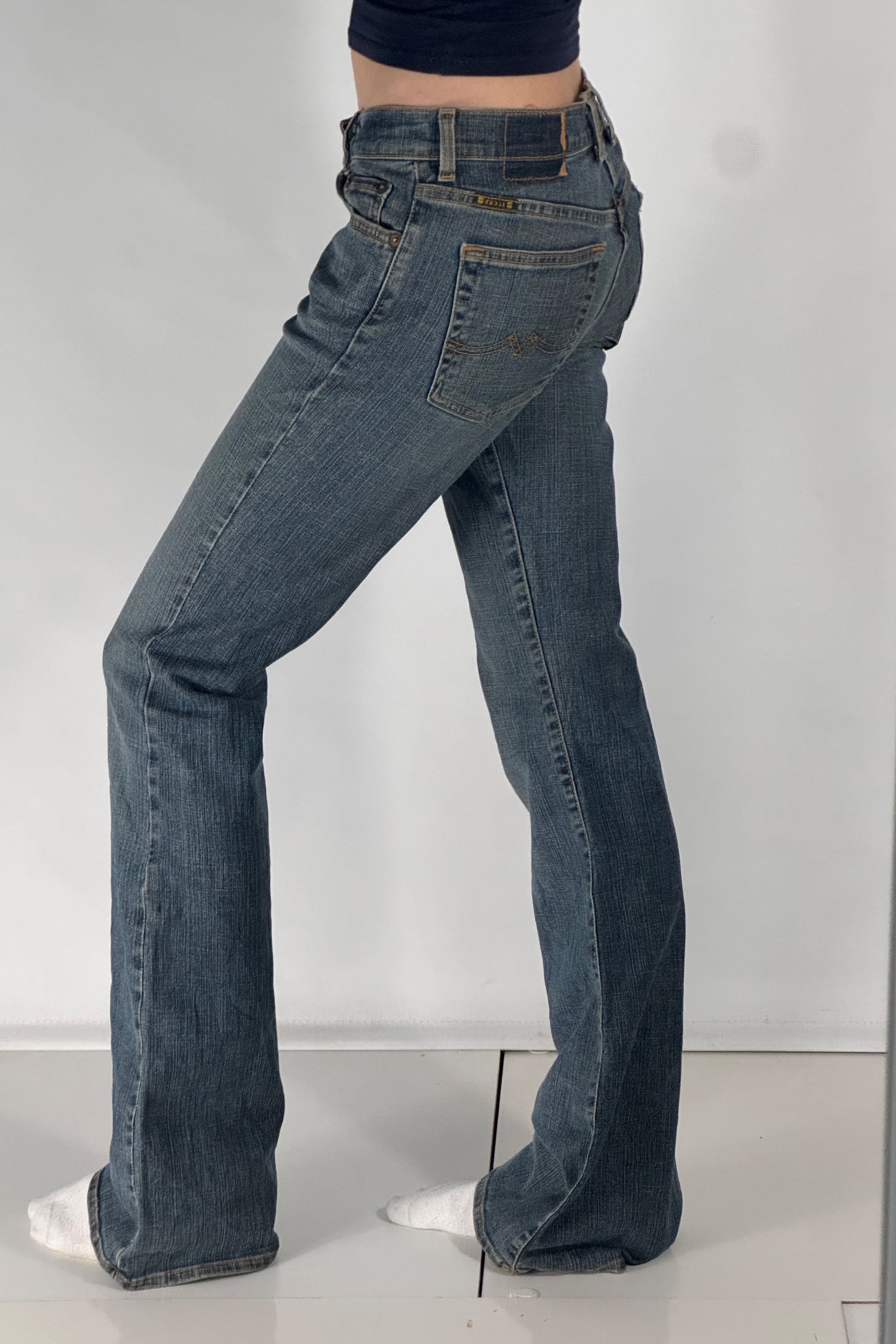 Utsvängda jeans stl: XS/S