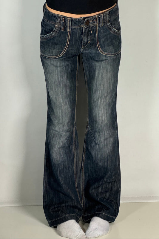 Lågmidjade jeans stl: M